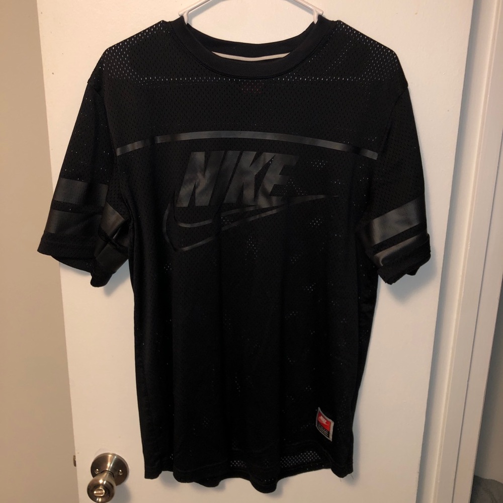 Nike tshirt